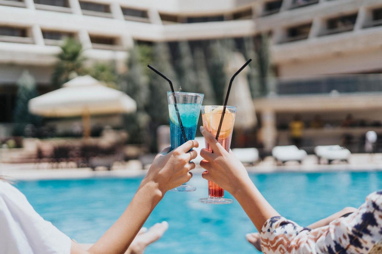 Ashur Hotel Dukhan Exterior photo