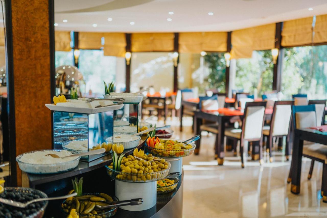 Ashur Hotel Dukhan Exterior photo