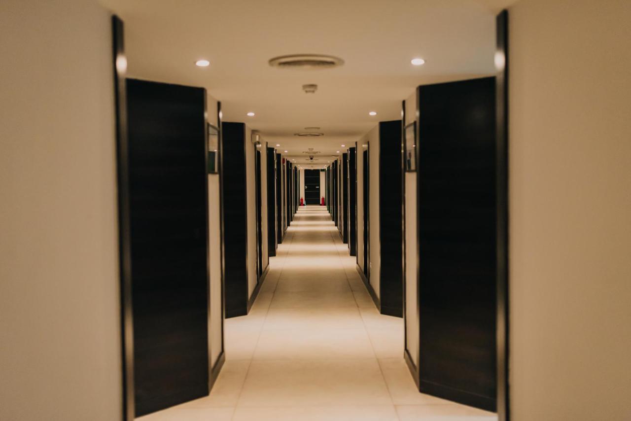 Ashur Hotel Dukhan Exterior photo