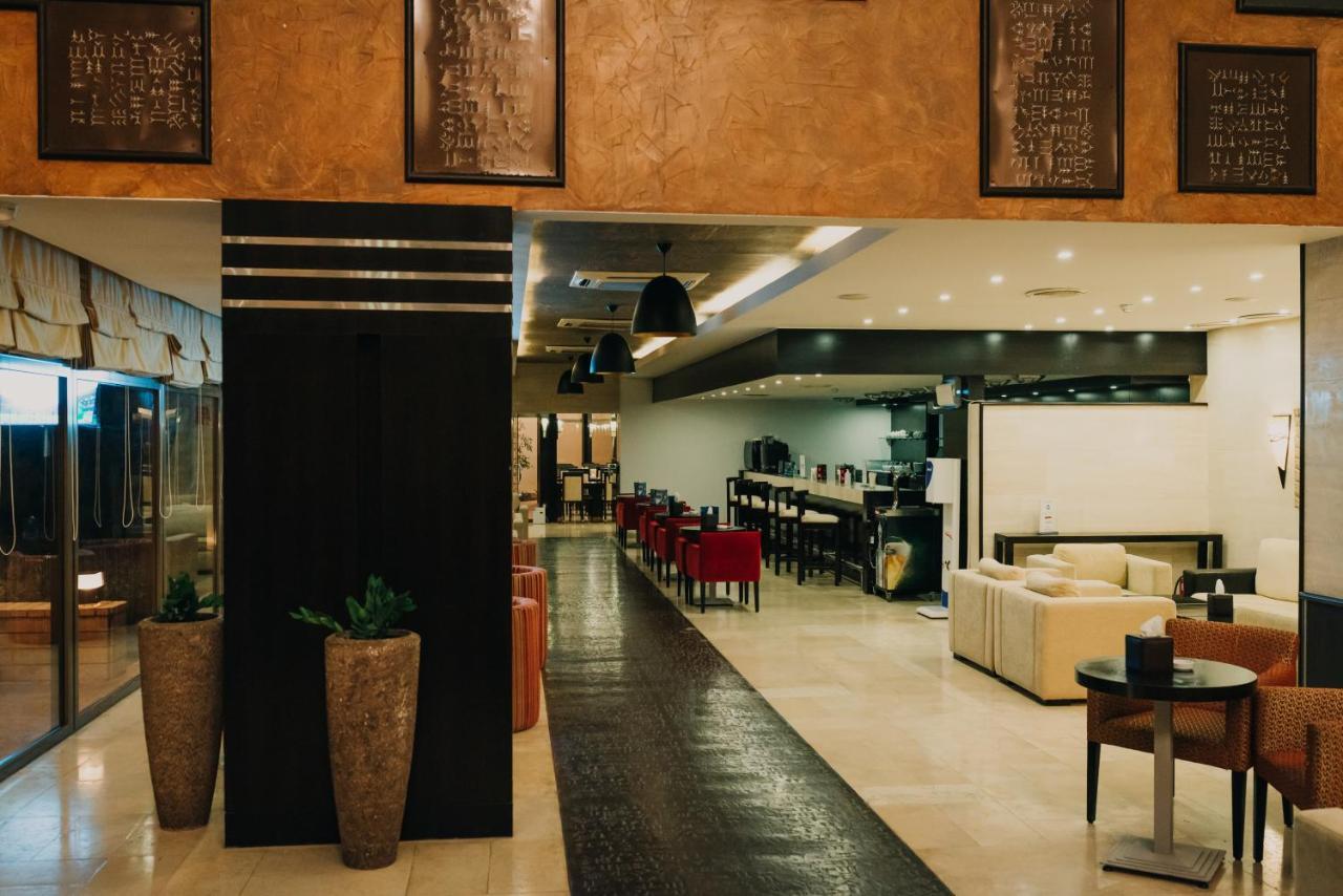 Ashur Hotel Dukhan Exterior photo